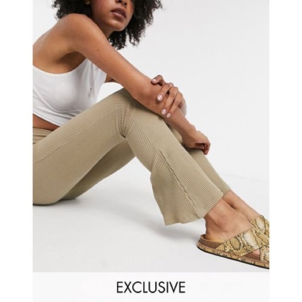 Reclaimed Vintage inspired ribbed flare- olive green wash color. Size S.